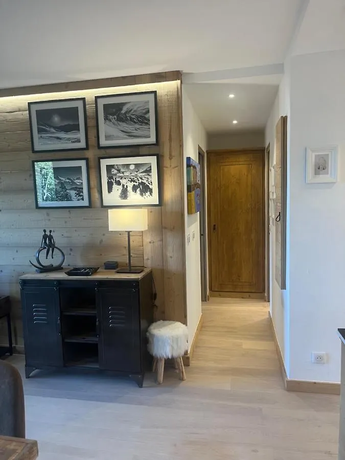 Arc 1950 Ski-In Ski-Out: Mont Blanc Views & Spa Retreat Les Arcs  0*, Les Arcs (Savoie)