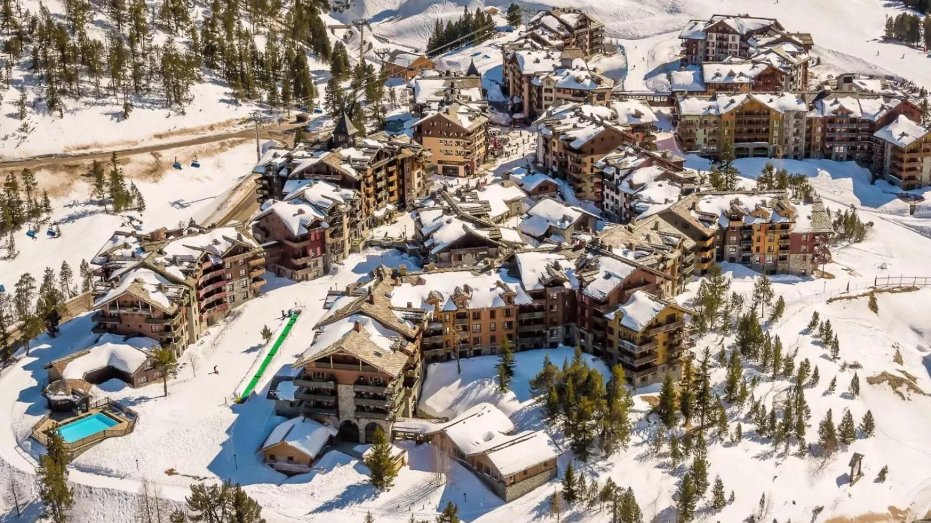 Apartment Arc 1950 Ski-In Ski-Out: Mont Blanc Views & Spa Retreat Les Arcs
