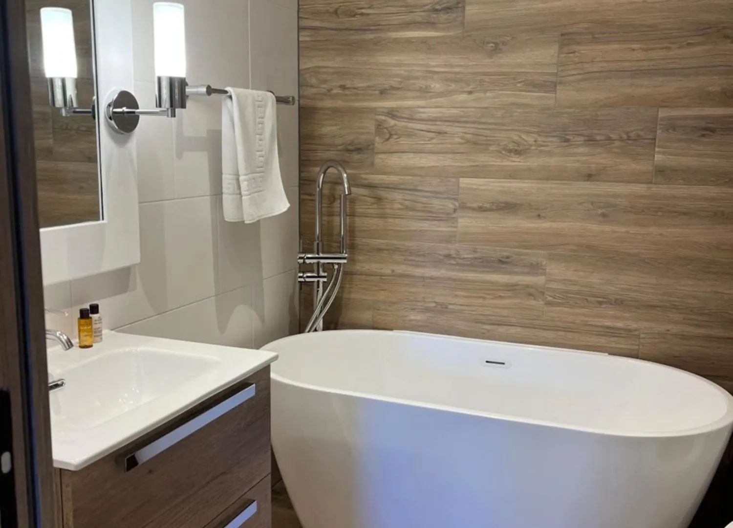 Arc 1950 Ski-In Ski-Out: Mont Blanc Views & Spa Retreat Les Arcs  Apartment Les Arcs (Savoie)