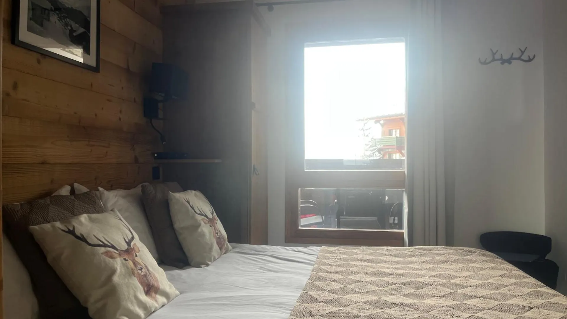 Arc 1950 Ski-In Ski-Out: Mont Blanc Views & Spa Retreat Les Arcs  France