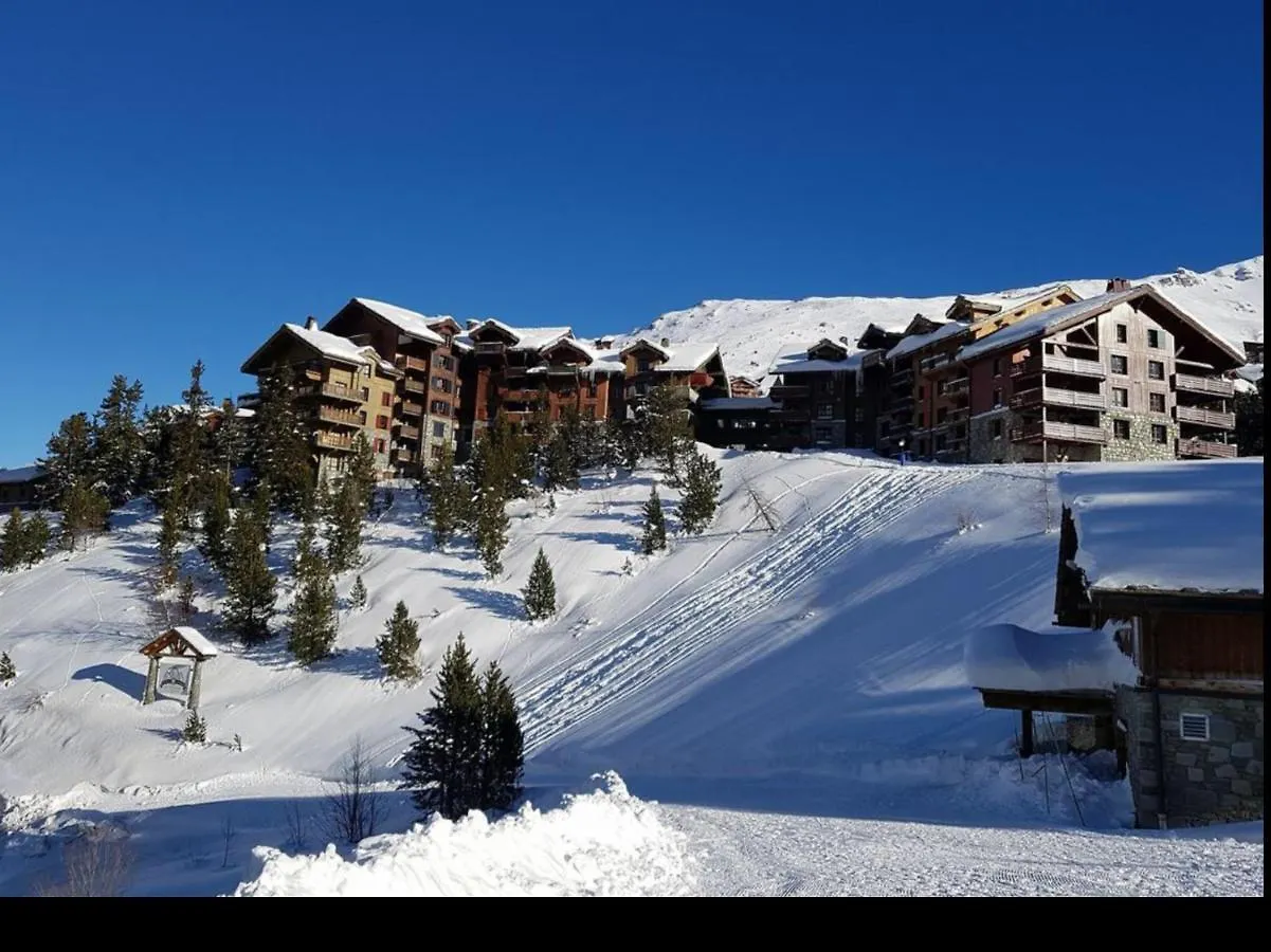 Arc 1950 Ski-In Ski-Out: Mont Blanc Views & Spa Retreat Les Arcs  France